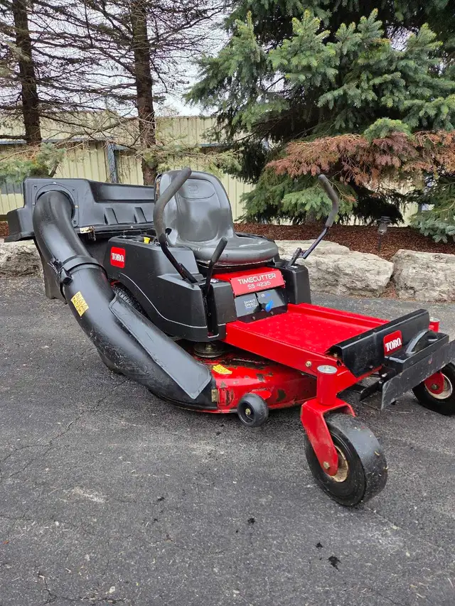 Toro 42' timecutter - Photo 3
