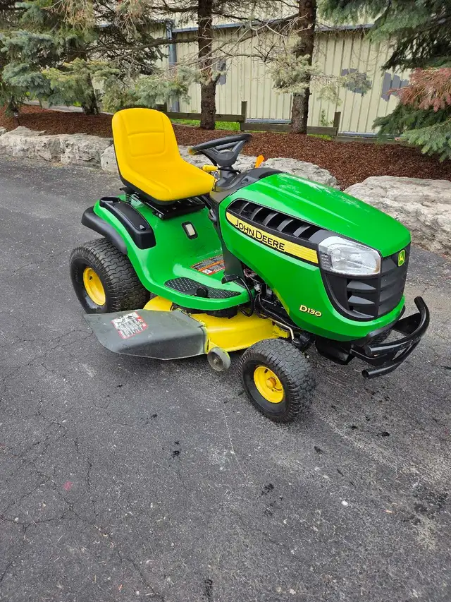 john deere d130 lawn tractor