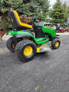 john deere d130 lawn tractor - Photo 6