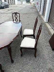 Free delivery used Wooden Dining Set with 6 Chairs - Photo 4