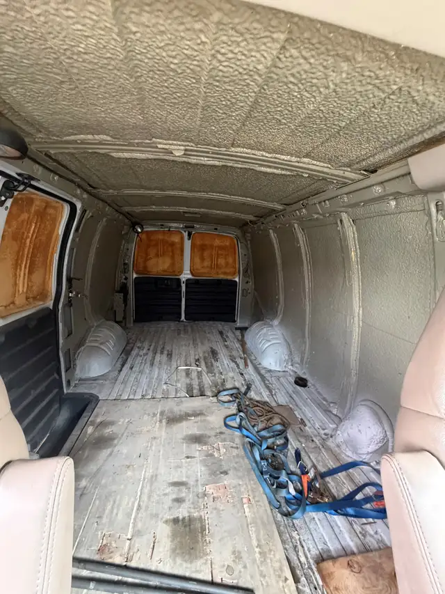 2008 GMC SAVANNA VAN 3500 - Photo 5