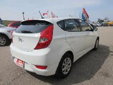2014 Hyundai Accent GL - Photo 7