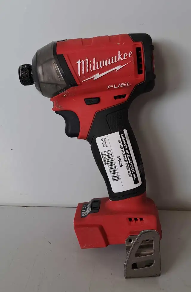 1/4' Hex Milwaukee Surge Driver (32405605)