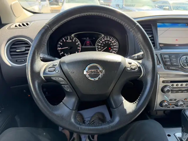 2017 Nissan Pathfinder| Clean Carfax | Two Sets of Rims&Tires | - Photo 16