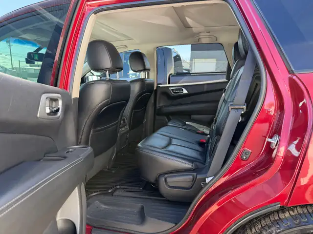 2017 Nissan Pathfinder| Clean Carfax | Two Sets of Rims&Tires | - Photo 19
