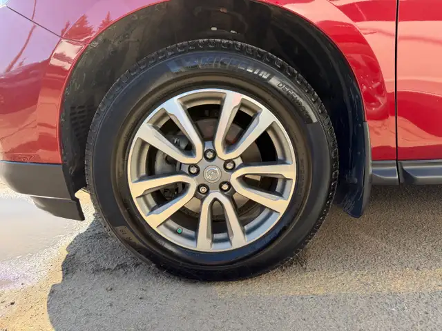 2017 Nissan Pathfinder| Clean Carfax | Two Sets of Rims&Tires | - Photo 25