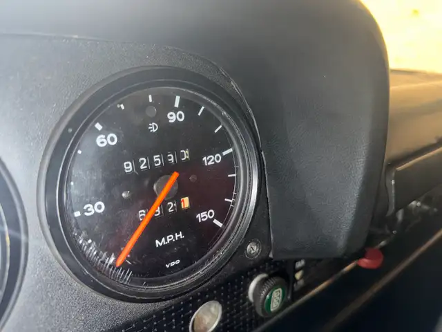 1975 Porsche 914 - 2.0L - Photo 4