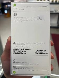 Brand New Sealed! iPhone 17 -256gb! - Photo 4