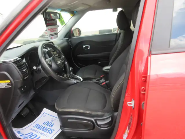 2016 Kia Soul - Photo 11
