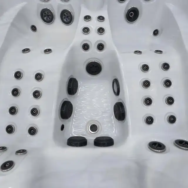 3 Seat Therapy Hot Tub For Sale - Photo 7