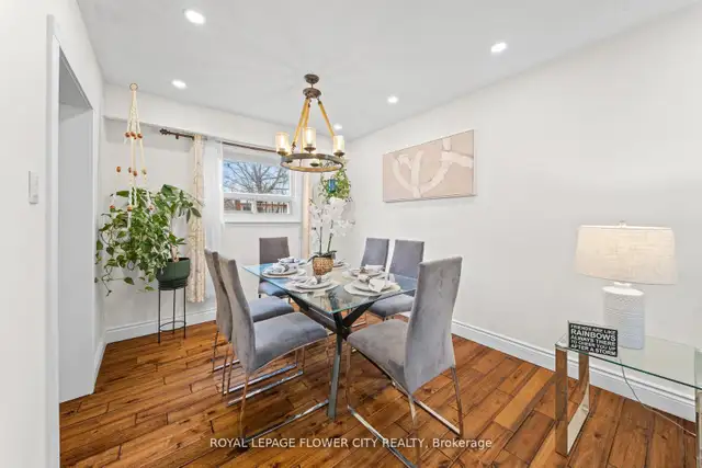 4 1 Beds 3 Baths Detached House in Brampton! - Photo 6
