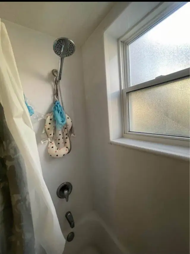 Bright 1 Bed Apartment available - Photo 10