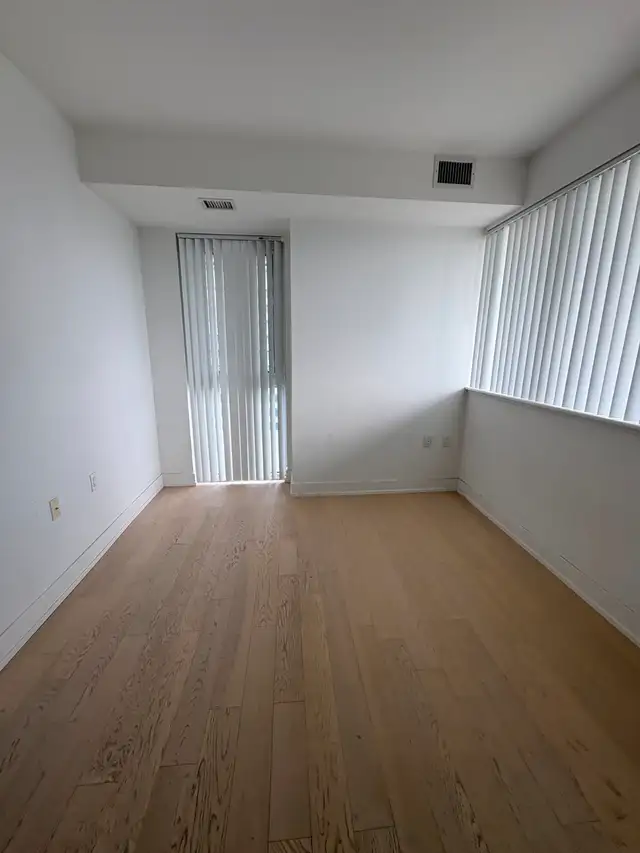 1 Unfurnished Bed/bath in a 2-Bed/Bath condo starting June/July