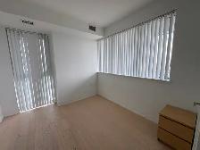 1 Unfurnished Bed/bath in a 2-Bed/Bath condo starting June/July - Photo 2