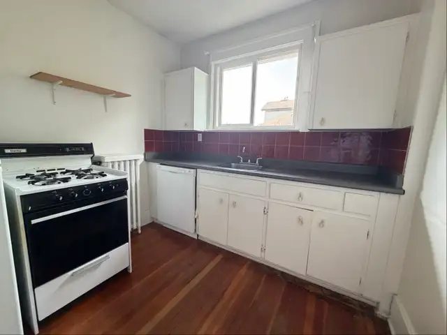 1 Bedroom Apartment Close to Vancouver General Hospital - Photo 7