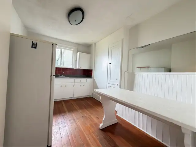 1 Bedroom Apartment Close to Vancouver General Hospital - Photo 8