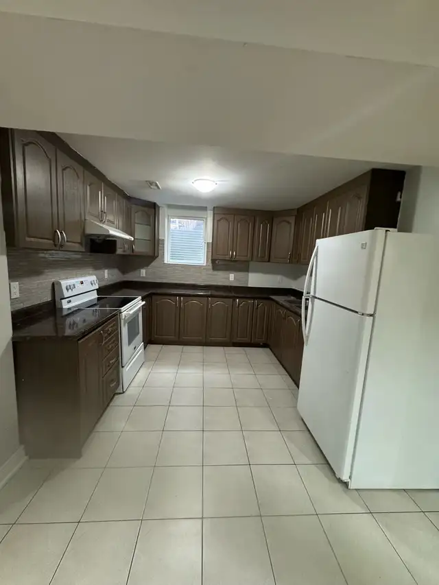 LEGAL 2 BEDROOMS BASEMENT FOR RENT