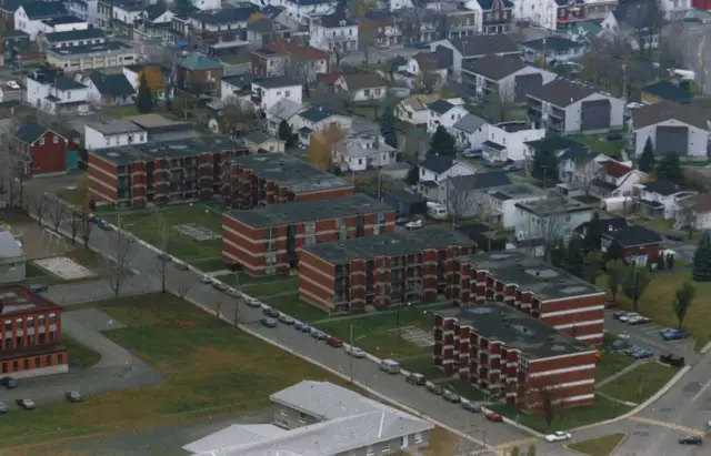 2 1/2 LÉVIS - Photo 3
