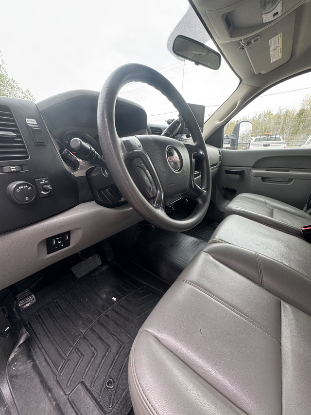 2013 GMC Sierra 3500HD ALUMINUM DUMP BOX — CERTIFIED — - Photo 9