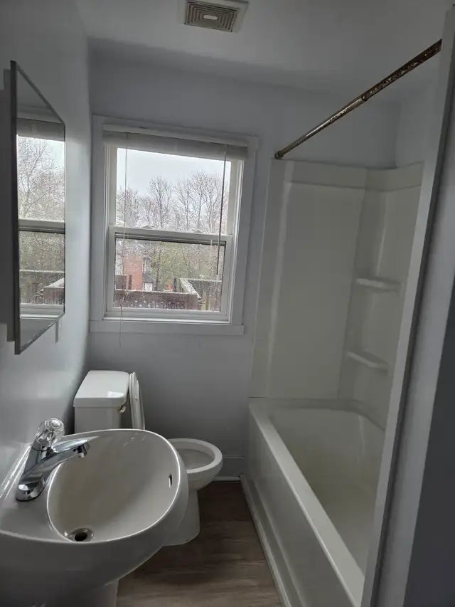 June 1st New Reno Large One BR Apartment & Balcony Quinpool Rd. - Photo 8