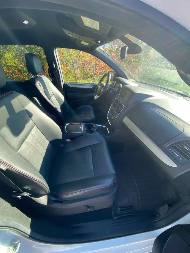 2019 Dodge Grand Caravan GT - Photo 6