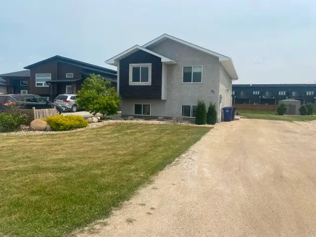 4 Bed 2 Bath House for Rent - Blumenort