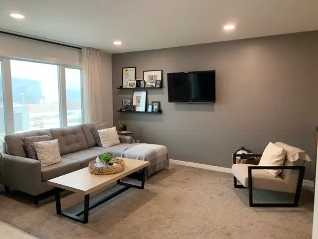 4 Bed 2 Bath House for Rent - Blumenort - Photo 3