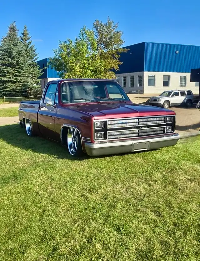1984 slammed c10 shortbox - Photo 2