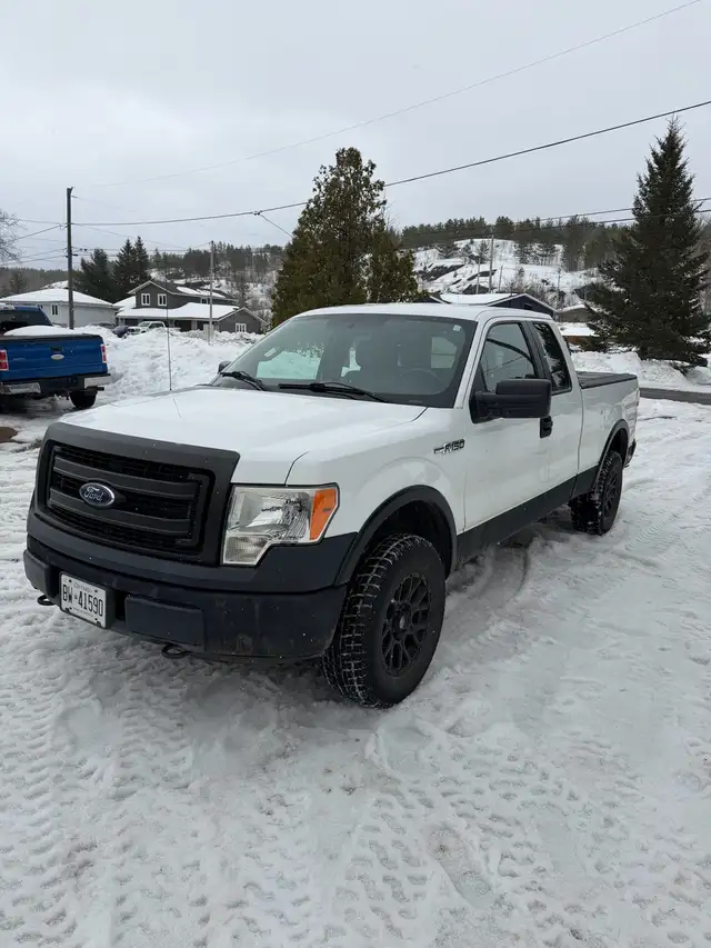 2013 Ford F150 Spacecab 4x4