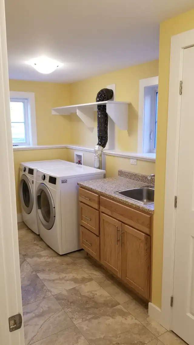 Modern 2 Bedroom  Apartment Avail. July 1st  $ 2150. - Photo 7
