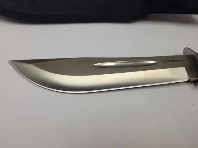 Huntshield Fixed Blade knife w/sheath - Photo 2