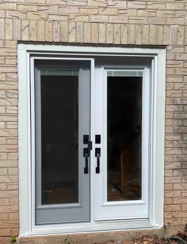 Standard, custom, VINYL SLIDING PATIO DOOR installed complete - Photo 3