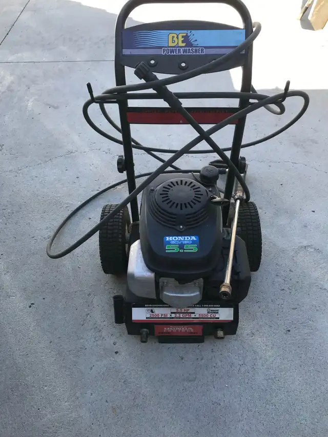 Pressure Washer - gas Honda motor - Photo 2