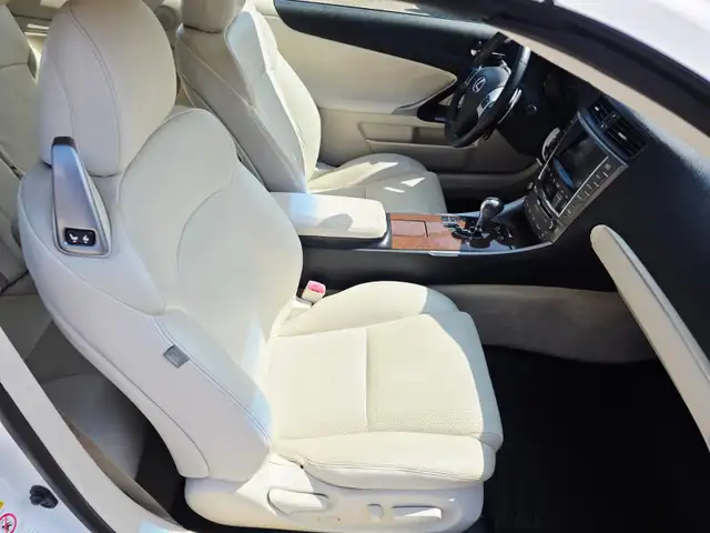 2011 Lexus IS 250C Convertible Leather Navi Camera Clean Carfax - Photo 11