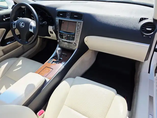 2011 Lexus IS 250C Convertible Leather Navi Camera Clean Carfax - Photo 13