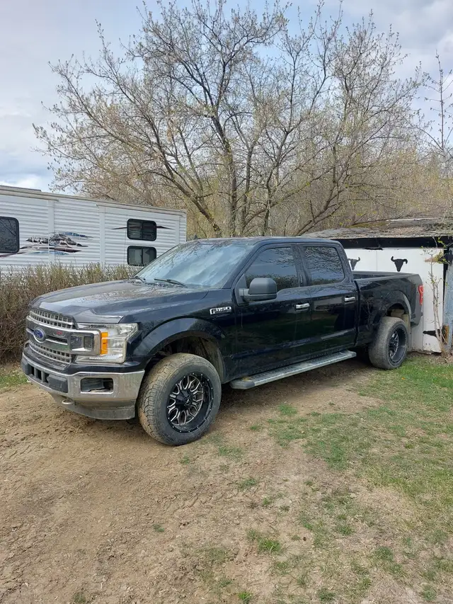 2020 ford f150 XLT 4x4