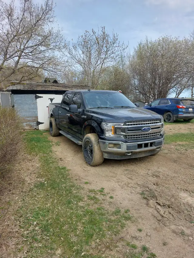2020 ford f150 XLT 4x4 - Photo 2