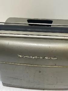 Remington Typewriter - Photo 4