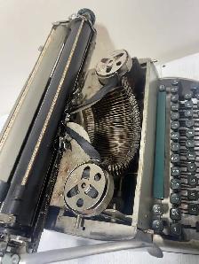 Remington Typewriter - Photo 10