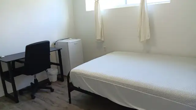 $780/MONTH: FULLY FURNISHED PRIVATE ROOM FOR RENT - Photo 2