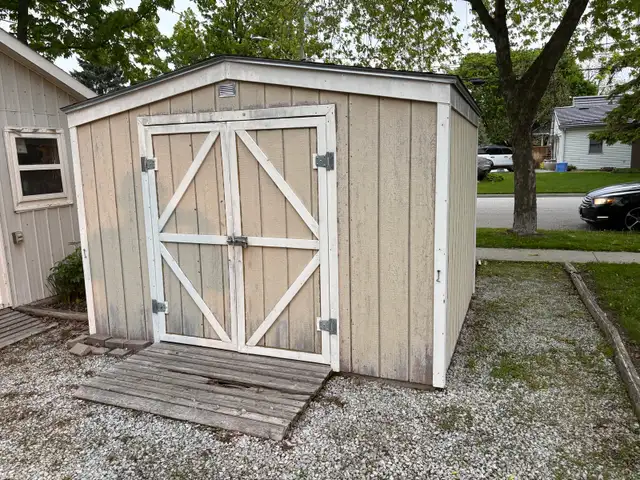 Garden Shed. 8x10