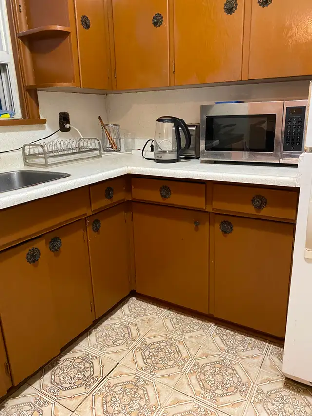 $900-Cozy Room for Rent at Downtown Queen West - Photo 8