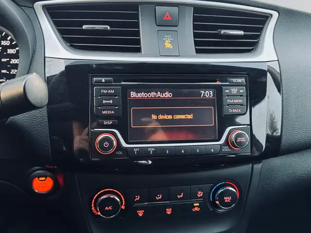 2017 Nissan Sentra SV - Photo 9