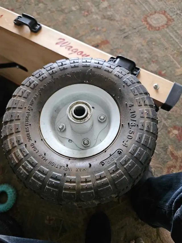 10' Tires - Photo 3