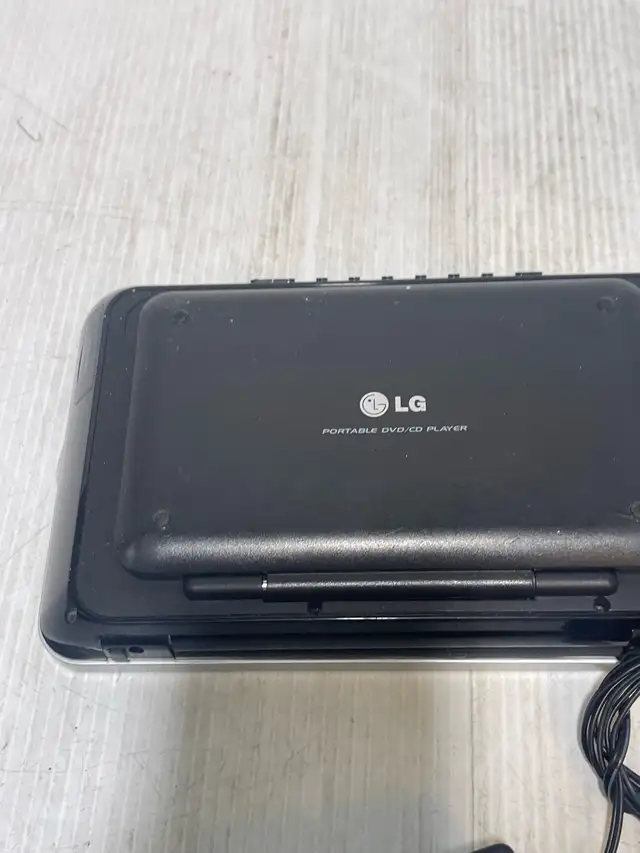 LG Portable DVD Player - Photo 5