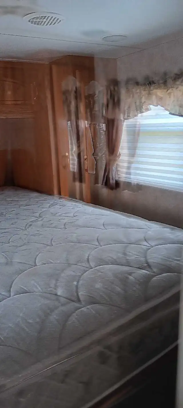 2005 Sportsman RV trailer - Photo 9
