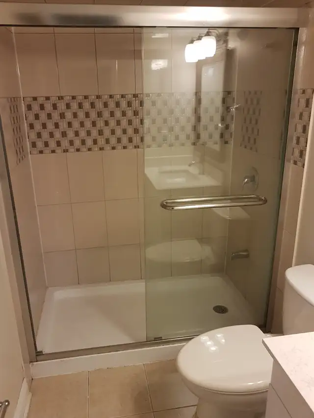 One Bedroom Basement For Rent - Photo 4