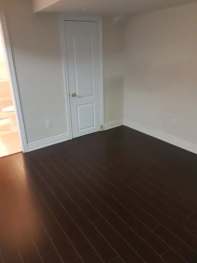 One Bedroom Basement For Rent - Photo 8