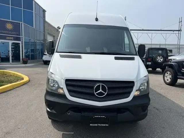 2017 Mercedes-Benz Sprinter Van Cargo - Photo 11