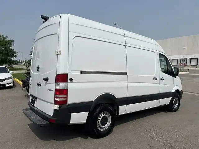 2017 Mercedes-Benz Sprinter Van Cargo - Photo 15